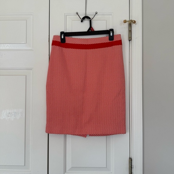 The Limited Geometric Pencil Skirt Size 4 - Picture 1 of 6